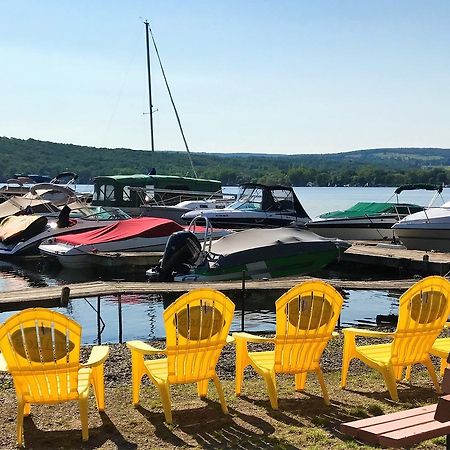 Beachcomber Inn Conesus Exterior foto